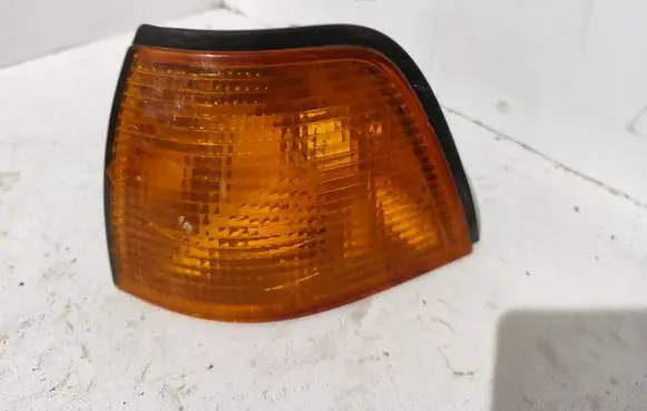 BMW 3 E36 Front indicator light 48703L 05081101L