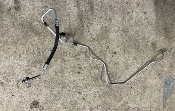 Air conditioning (A/C) pipe/hose