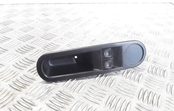 Renault Twingo III Electric window control switch 254110431R 809600758R 156072930