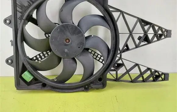 Fiat Grande Punto Electric radiator cooling fan 871300200