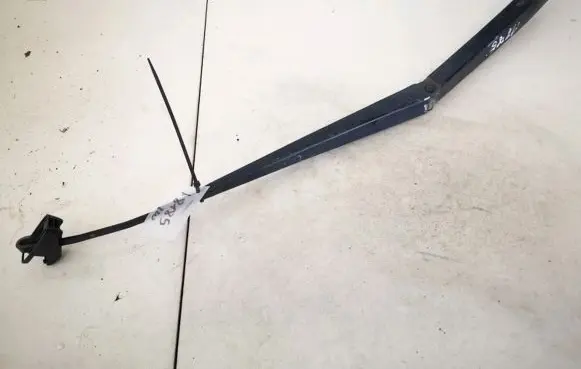 Subaru Outback Front wiper blade arm 