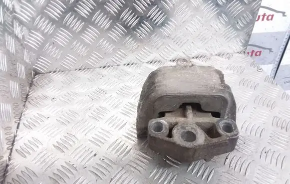 Seat Alhambra (Mk1) Engine mount bracket 7M3199555