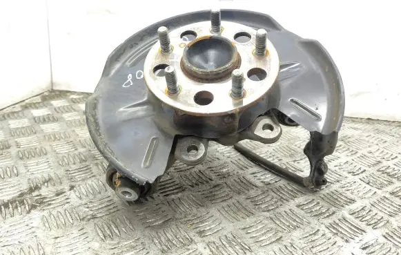 Toyota Corolla E210 E21 Rear wheel hub