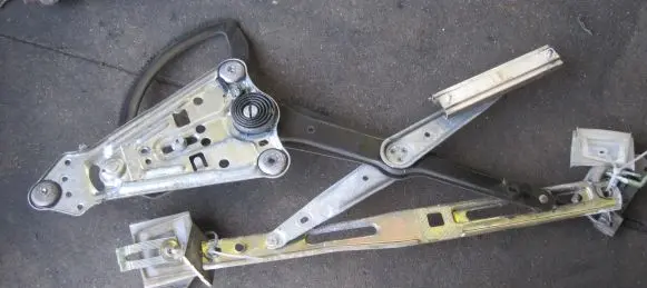 Mercedes-Benz SL R129 Front door electric window regulator A1297200746 1297200746