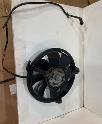 Audi A8 S8 D2 4D Air conditioning (A/C) fan (condenser) 