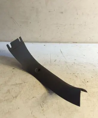 BMW 1 E81 E87 Tailgate/trunk side cover trim 7074687