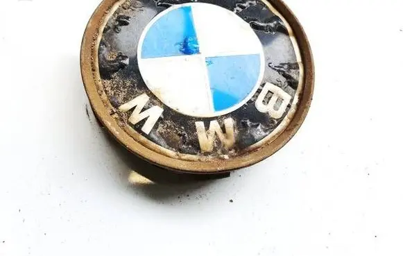 BMW 5 E39 Original wheel cap 6768640