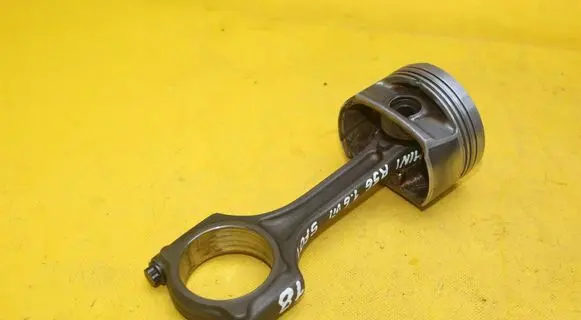 Mini One - Cooper Coupe R56 Piston with connecting rod 77L54