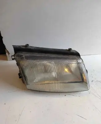 Volkswagen PASSAT B5 Headlight/headlamp 14742600