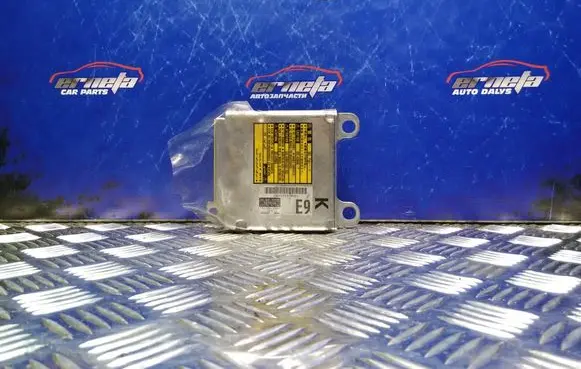 Toyota Prius (XW20) Airbag control unit/module 8917047390 1523006951