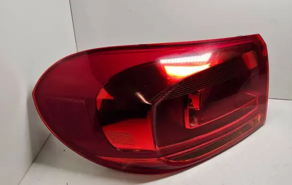 Volkswagen Tiguan Rear/tail lights 5N0945311D 5N0945095Q 5N0945095N