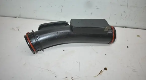 Volkswagen Tiguan Intercooler hose/pipe 03C145674A