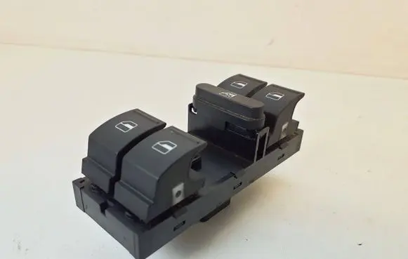 Volkswagen Golf Plus Electric window control switch 1K4959857A