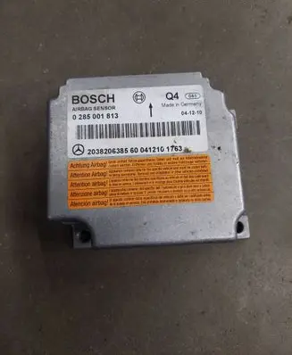 Mercedes-Benz C W203 Airbag control unit/module 2038206385 0285001813 0412101763