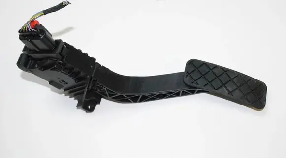Volkswagen Golf VII Accelerator throttle pedal 5Q2723503D