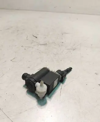 Chevrolet Captiva Windscreen/windshield washer pump 96389088
