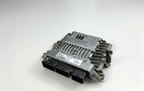 Volvo V50 Engine control unit/module 5WS40562A