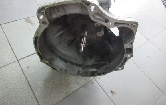 Manual 6 speed gearbox