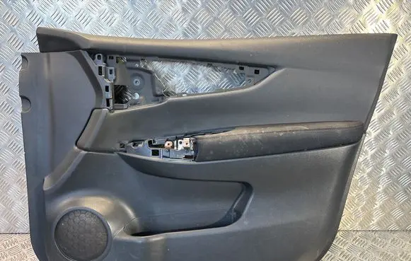 Nissan Qashqai Front door card panel trim 809224EA1A