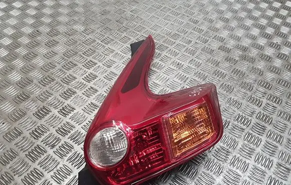 Nissan Juke I F15 Rear/tail lights ichikohvaleot003