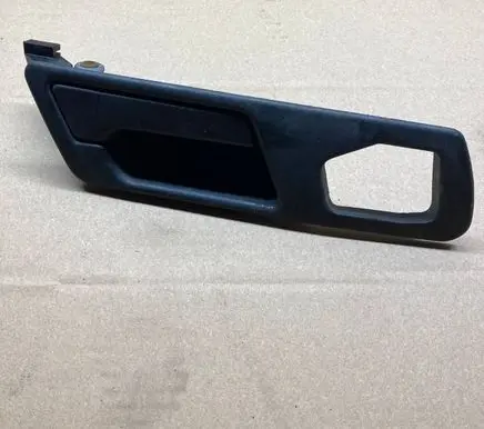 BMW 5 E34 Front door interior handle 1760