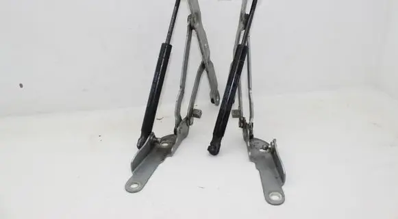 Volvo S80 Tailgate/trunk/boot hinge 30799274 30799275