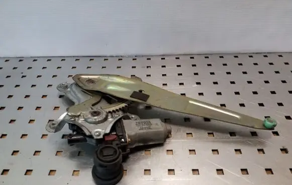Rear door window regulator with motor