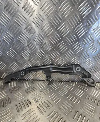 Audi A7 S7 4K8 Fender mounting bracket 4K8821168A