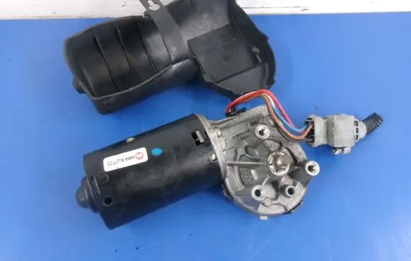Renault Scenic I Front wiper linkage and motor