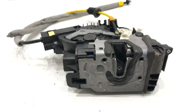 Mercedes-Benz CLS C257 Front door lock A0997208401