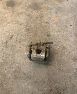 Nissan Qashqai Rear brake caliper 