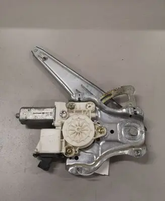 Toyota Corolla E120 E130 Rear door window regulator with motor 0130822032 6984002100 992046100