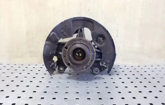 Peugeot 308 Front wheel hub 