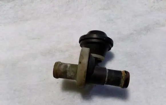 Audi A6 S6 C5 4B Coolant heater control valve 4A0819809