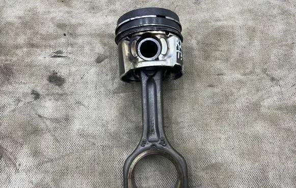 Ford C-MAX II Piston with connecting rod T3DB