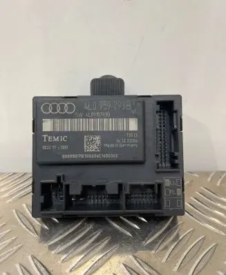 Audi Q7 4L Door control unit/module 4L0959793B 4L0910793B