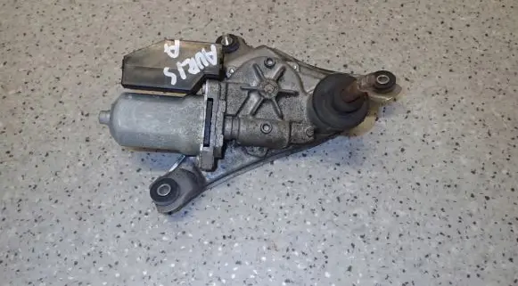 Toyota Auris 150 Wiper motor