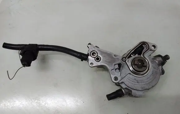 Volkswagen Sharan Vacuum pump 038145209A