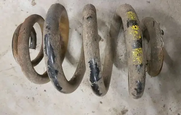 Volkswagen Transporter - Caravelle T5 Rear coil spring 7e5 7e0