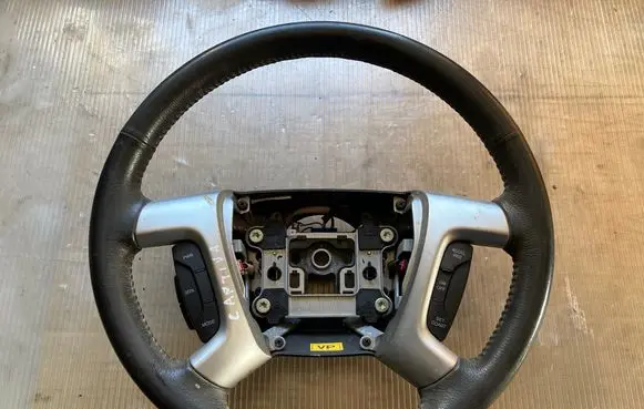Chevrolet Captiva Steering wheel 966265