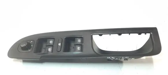 Volkswagen PASSAT B6 Electric window control switch 3C1867171B