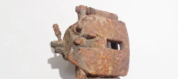 Nissan Almera Tino Front brake caliper