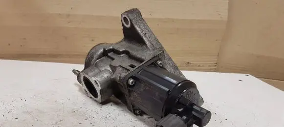 Mazda 6 EGR valve R2AA20300B K5T70873 K6266
