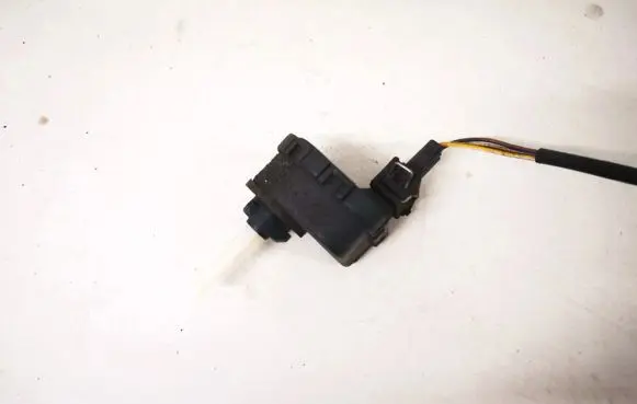 Audi A4 S4 B5 8D Headlight level adjustment motor 4d0941295 0307852315