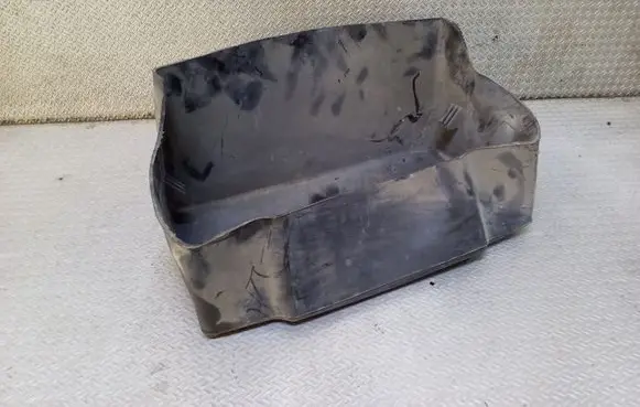 Volkswagen Transporter - Caravelle T6 Battery box tray 7E0915430