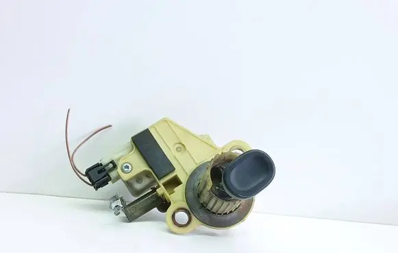 Renault Laguna I Tailgate exterior lock 7700416862