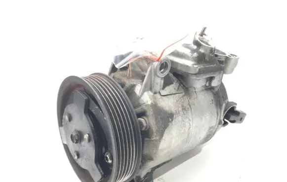 Volkswagen Golf V Air conditioning (A/C) compressor (pump) 6571808
