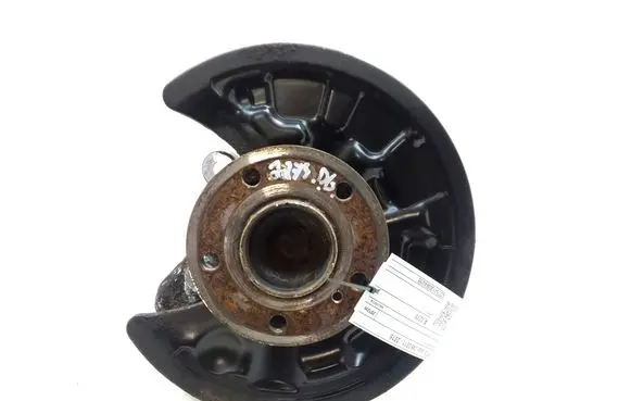 Mercedes-Benz B W246 W242 Rear wheel hub
