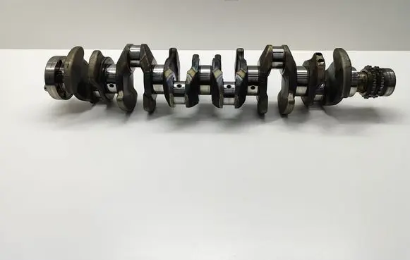 BMW 5 E60 E61 Crankshaft 7792608 M57 306D3