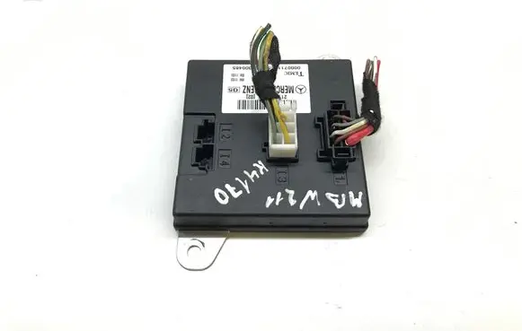 Mercedes-Benz E W211 Comfort/convenience module 2115452132 K4170